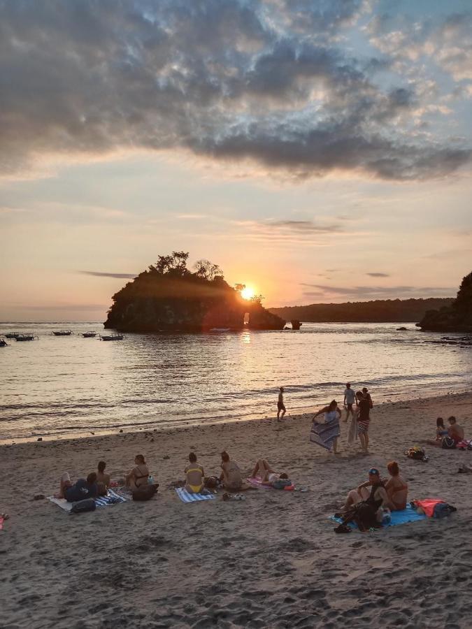 Agung Pring Homestay Batununggul Luaran gambar